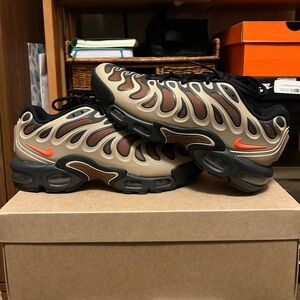 Nike Air Max Plus drift